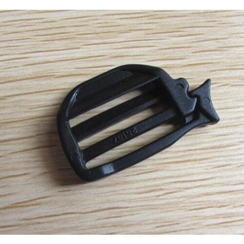Carrier accessory Quick Attach Sternum Strap Adjuster 25mm Adjustable Slik Clip open Lader Lock