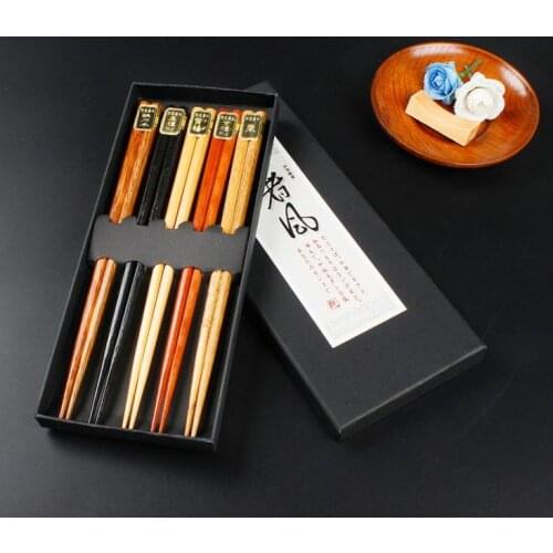 200Sets New Fashion Chinese Wooden Chopsticks Tableware Anti-skid Household Wooden Set Chopsticks Holder Cutlery Gift Box SN3852
