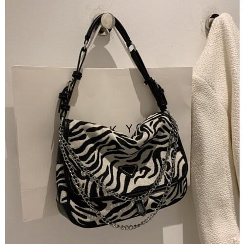 Fashion Premium Texture Nylon Bag Trend Popular Women Shoulder Bag Soft Underarm Bag Zebra Stripe Messenger Bag Handbag Female