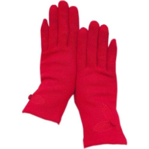 Gloves winter ladies wristbands fashion pure cotton thickened gloves add fertilizer to increase red sports riding outdoor warmth