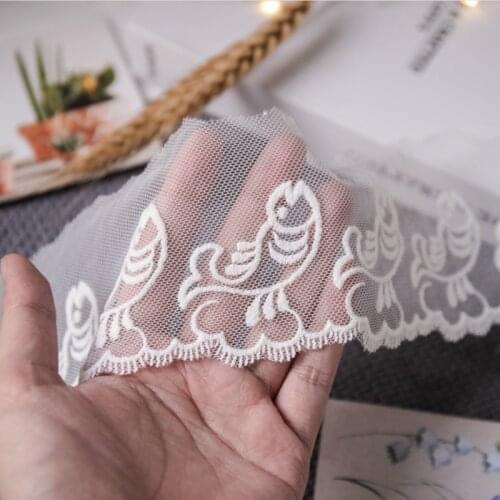 8cm Wide HOT White Lace Fabric Embroidery Lace Ribbon Trim Craft Needlework DIY Sewing Collar Dress Applique Wedding Decor2021