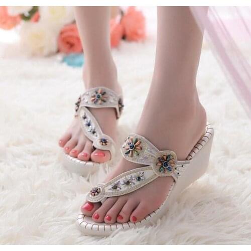 Boho Womens Rhinestones Crystal Beads Summer Slippers Embroidered Flip Flop Platform Heel Sandals Shoes Black White C583