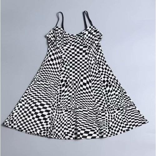 Nitsche Street Shoot Fashion Yang Mi Black and White Style Retro Port Style Small Sexy Sling Dress DLQZ1913