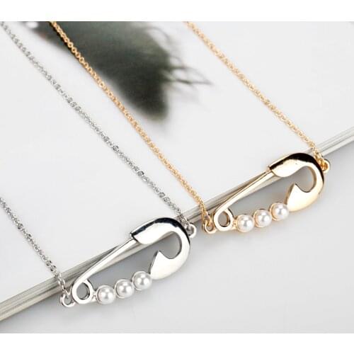 Fashion Cute Safety Pin Shape Pendant Charm Dainty Pearl Paper Clip Fashion Necklace For Women Girl Jewelry