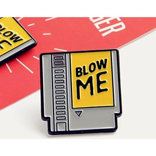 Retro Gaming Blow Me Video Game Enamel Brooch Pin Hat Bag Collar Lapel Pins Badges Women Mens Fashion Jewelry Accessories