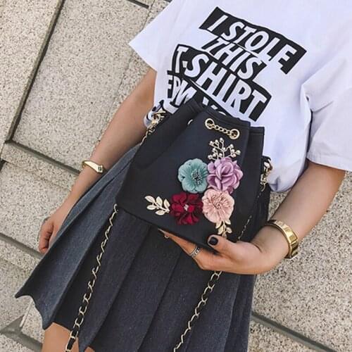 Handmade Flowers Bucket Bags Mini Shoulder Bags With Chain Drawstring Small Cross Body Bags Pearl Bags Leaves Decals