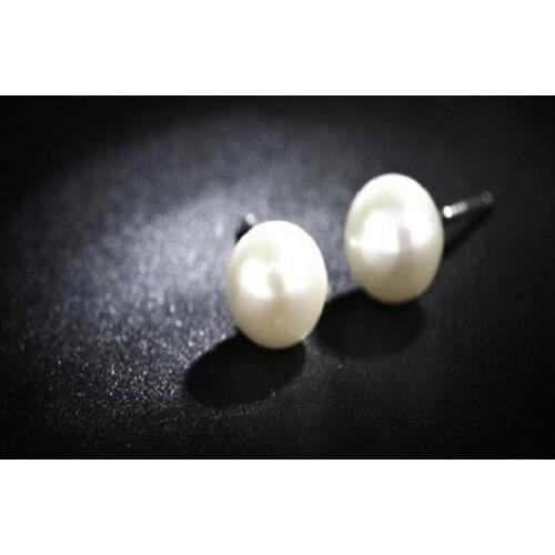 2021 Elegant Earrings Ear Stud Simple Easy Matching Women Round Faux Pearl Ear Studs for Wedding Stud Earrings For Women