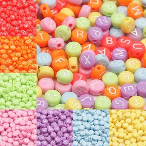 200pcs/Lot 7mm Round Flat DIY Acrylic Beads 7 Color Alphabet /Letter Beads For Handmade Necklace Bracelet Jewelry Making