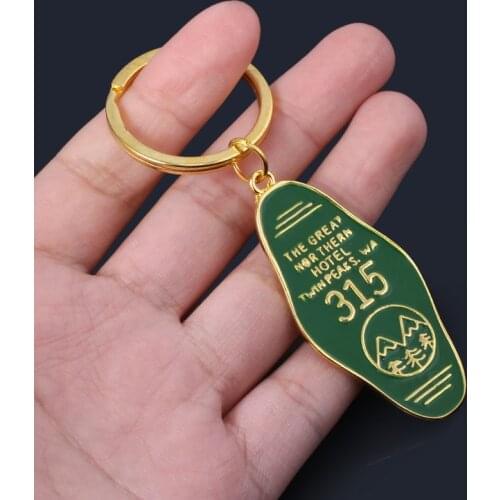 Twin Peaks The Great Northern Hotel Room 315 Keychain Gold Letter Logo Key Chain Green Enamel Metal Keyring Women men jewelry