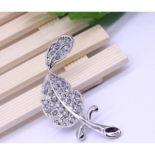 Korean Version Fashion Luxury Crystal Leaf Feather Brooch Ladies Collar Needle Brooch Pendant Jewelry Accessories
