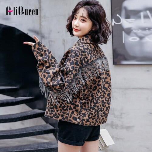 Autumn Streetwear Women Leopard Chain Tassel Denim Jacket Short Harajuku Vintage Loose Pocket Punk Jean Jackets Coat Outwear