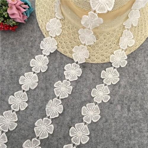 1 yard New arrive White Embroidery Venice Polyester Flower Barcode Delicate Applique Lace Fabric Sewing Supplies Accessories
