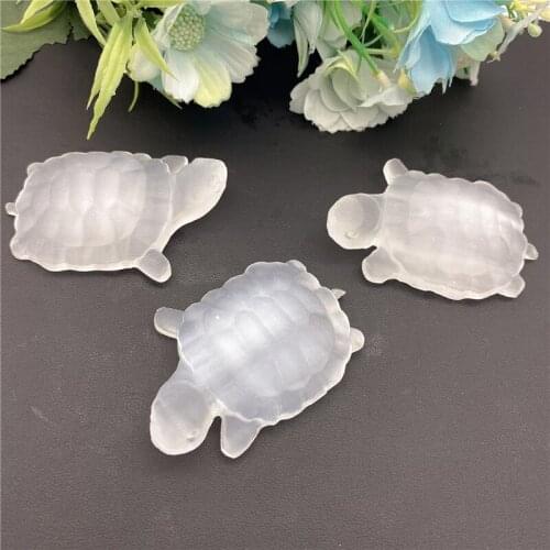 New Cute Natural White Selenite Crystal Tortoise Hand-Carved Crystal Turtle Animals Crafts Decor Natural Stones and Crystals