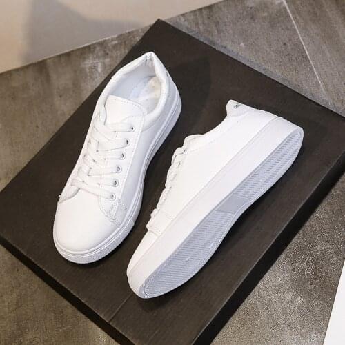New Spring Autnmn Summer Lace-up White Vulcanized Shoes Women Flat Leather Shoes Female White Board Casual Shoes Women Sneakers