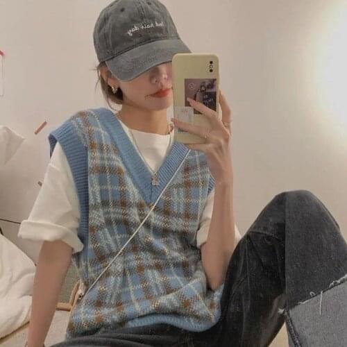 Zadily 2021 Autumn Chic Sleeveless V Neck Womens Sweater Korean Style Loose Plaid Knit Ladies Vest Winter Female Clothing