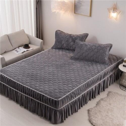 Crystal Velvet Quilted Bed Skirt Queen Thick Warm Flannel Bedspread Solid Color Plush Fitted Bed Sheet Not Including Pillowcase