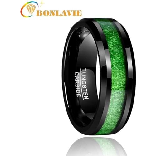 BONLAVIE Vintage 8mm Width Inlaid Maple Electroplated Black Tungsten Carbide Ring with Green Line Wdding Jewelry