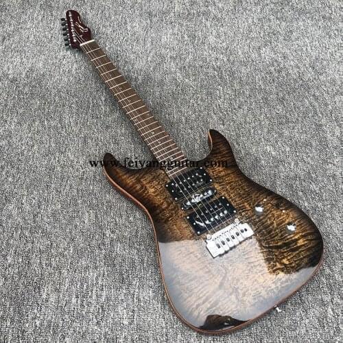 High-gear 6-string electric guitar, tiger maple veneer, Korean Wilkinson pickup, bridge. Lock the strings and twist the piano, a