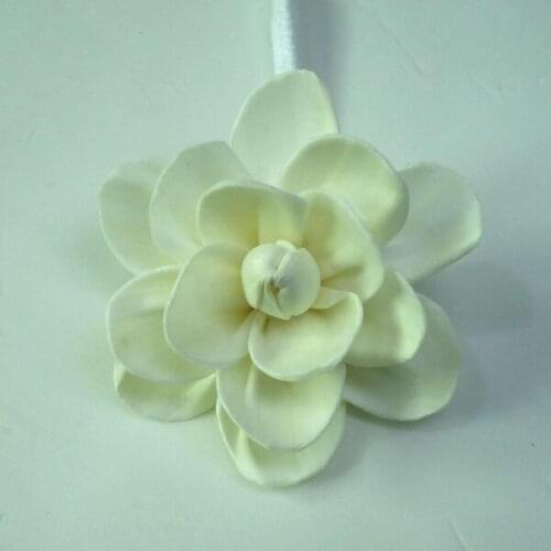 1000 pcs /lot Handmade sola wood flowers for fragrance diffuser and home decor with 12cm Rope or rattan reed sticks Top quality