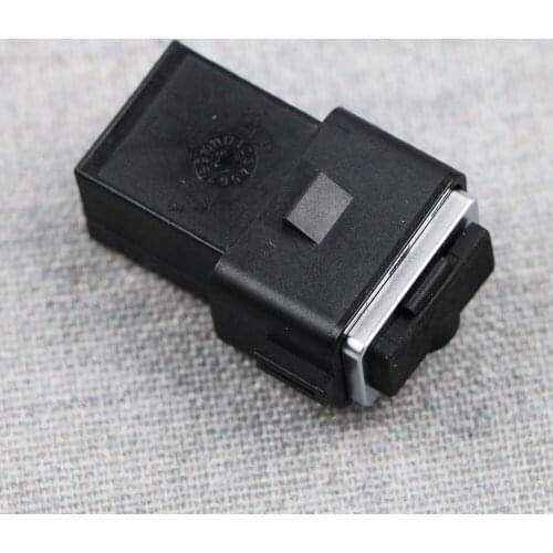 For Volvo S80 S60 XC60 S40 C30 V60 C70 S40 V50 2007 2008 2009 2010 2011 2012 Car accessories 30775252 Car USB interface Socket