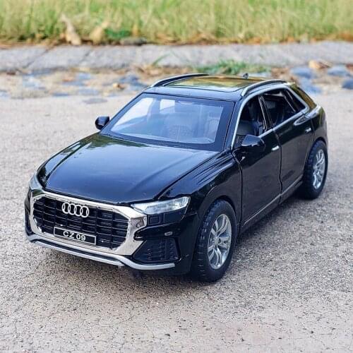 High Simulation Exquisite Diecasts & Toy Vehicles: CheZhi Car Styling Q8 Luxury SUV 1:24 Alloy Car Model With Sounds and Light