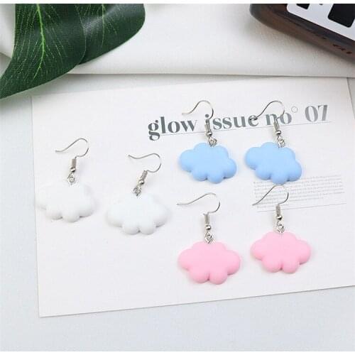 Cute Blue Pink Clouds Drop Earrings For Women White Resin Minimalist Ear Accessories Jewelry Wholesale Factory 2021 New Design