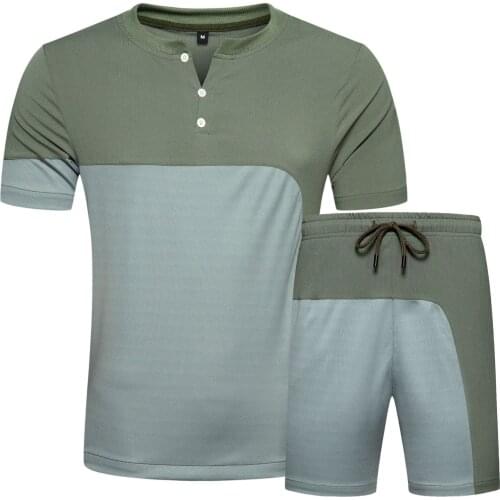 2020 Summer Shorts + T-shirt 2 Sets of Mens New Casual Sports Suit Mens Round Neck T-shirt Cotton Loose Hip-hop Style Suit