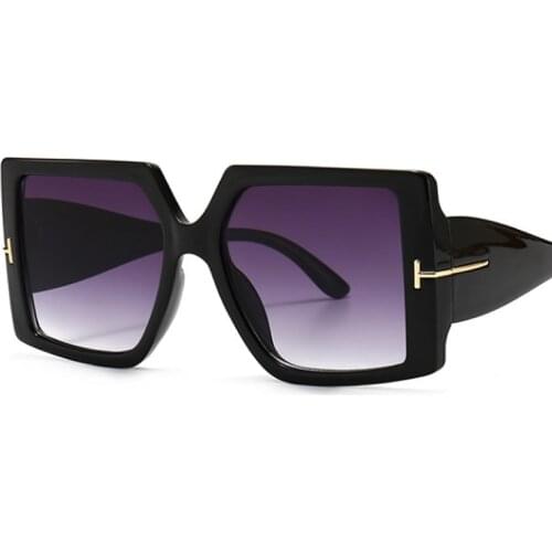 New Fashion Big Square Sunglasses Women Style Gradient Trendy Driving Retro Brand Design Sun Glasses Female UV400