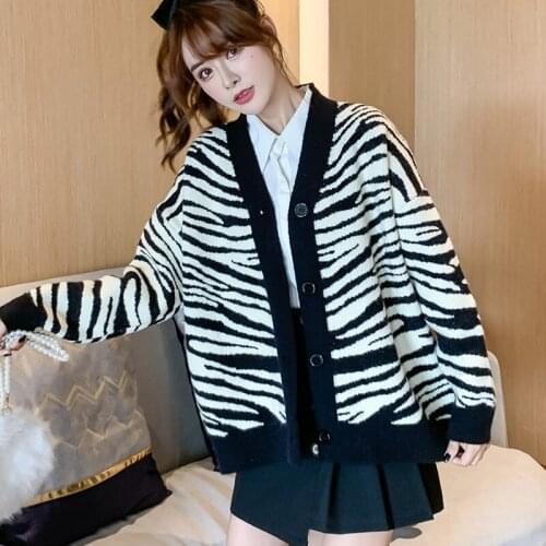 V Neck Cardigan Sweater Women Autumn and Winter Clothes Velvet Zebra Pattern Outer Wear Loose Knitted Cardigan Tops Plus Size