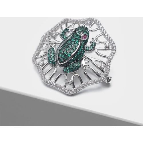 Amorita boutique Lotus leaf frog pin flash fashion light animal brooch