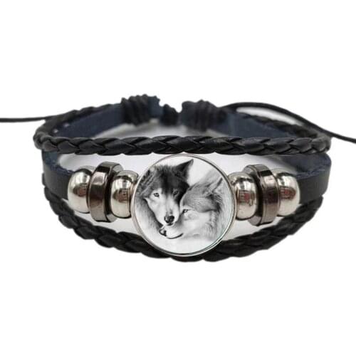 Black Classic Wolf Totem Leather Bracelet Tibetan Yuan Wolf Black Wolf Looking Up And Calling Wolf Friends Gift Animal Series Br