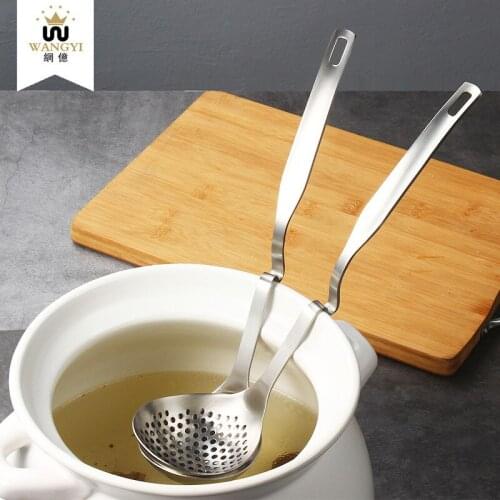 Creative 304 stainless steel wall spoon hot pot soup spoon colander long handle with hook spoon for porridge spoon