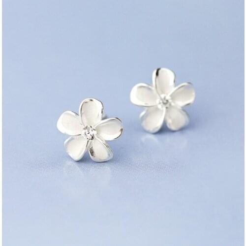 Shuangshuo New Fashion Summer Flower Stud Earrings for Women Small Silver Plated Color Special Brincos Party Earrings