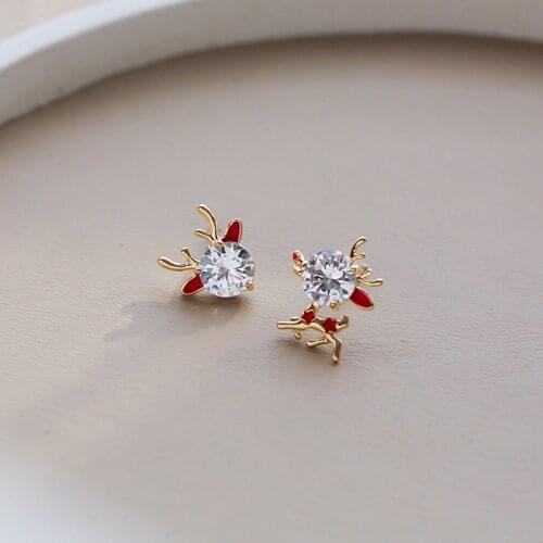 Fashion Deer Stud Earrings for Women Cute Elk Animal Earrings Pendientes Ear Jewelry Christmas Accessories Gifts Bijoux