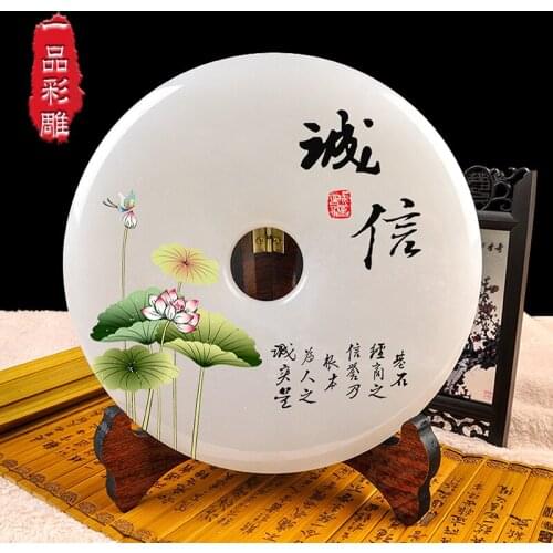 Natural jade buckle ornaments Home Furnishing ornaments shop opened gifts to send customers to do crafts company