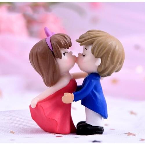 ZOCDOU 2 Pieces Lovely Evening Dress Couple Dancing Prince Princess Doll Ornament Small Statue Figurine Crafts Home Decoration