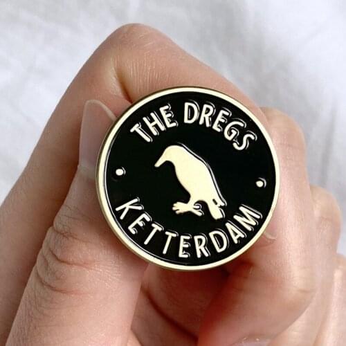 Six of Crows Inspired The Dregs Enamel Brooch Pin Hat Bag Collar Lapel Pins Badges Women Mens Fashion Jewelry Accessories