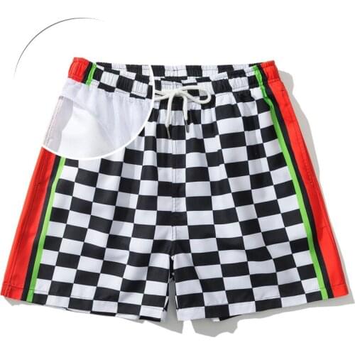 Summer Hot New Beach Shorts Men Sexy Swimwear Men Bikinis Surf Swimsuit Sports Shorts Men Breathable Swim Briefs Men Beachwear