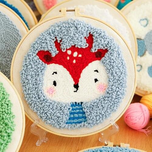 Cute deer punch needle kits for beginner, DIY embroidery kit, punch needle pattern with yarn, punch needle kit for kids, rug