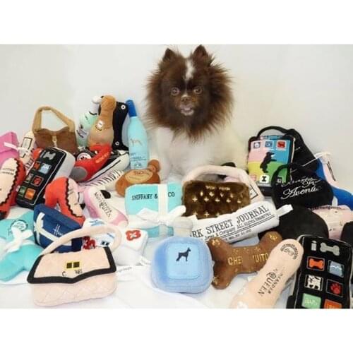 Luxury Pet Toy Embroidery Dogs Toys Pulsh Sound Balls Squeak Toy Creative French Lady Style Plush Puppy Wine Perfume 1pcs