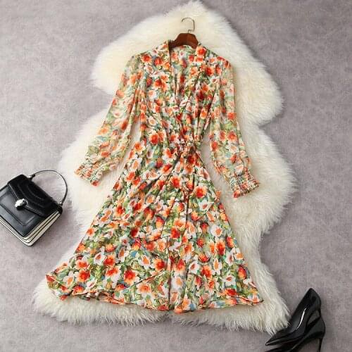European and American womens wear for spring 2021 Long sleeved v-neck floral print Fashionable flounces dress