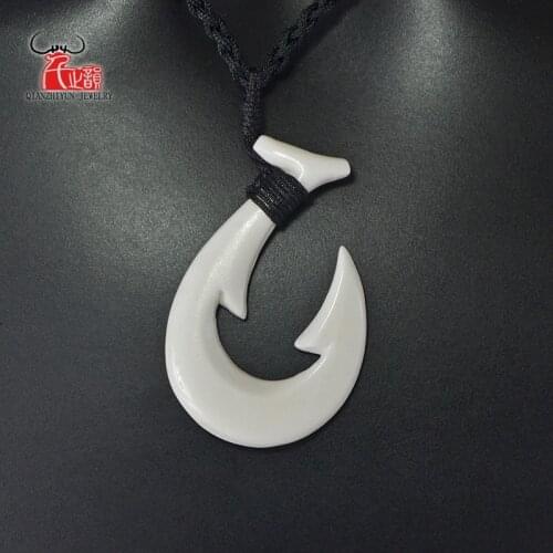 GX003 Womens Jewelry Handmade Carved New Zealand Maori Tribal Pendant Yak Bone Fish Hook Choker Man Necklace for Sea fishing