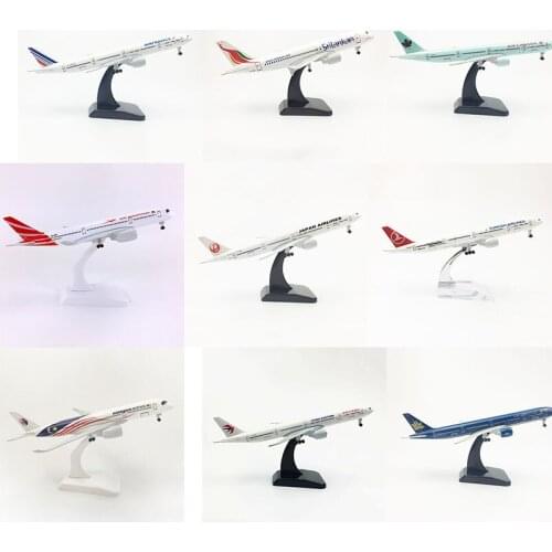 20CM B747 B777 A380 A350 Airlines Airplanes Plane Aircraft Alloy Model Toy With Landing Gear Wheels Toys F Collections
