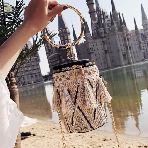 2019 Fashion New Handbag High quality Straw bag Women bag Round Tote bag Hand Metal Ring Tassel Chain Shoulder Travel bag