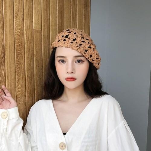 Knitted Hat Women Retro Art Lace Flower Hollow Toe Cap Women Fashion Beret Melon Leather Cap