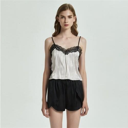 Freshing Summer Women's Pajamas With Shorts