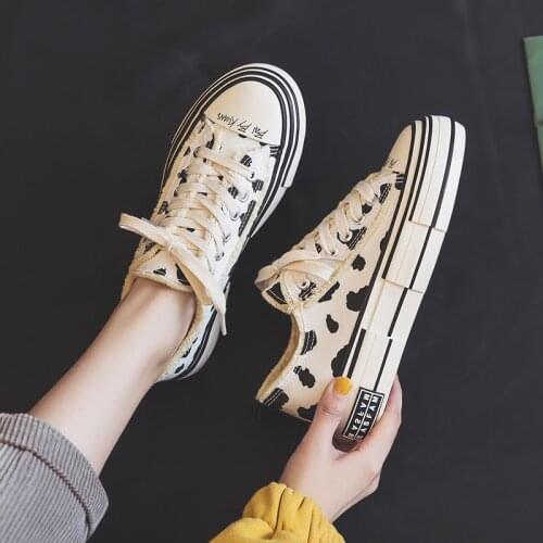 Spring 2021 New Thick Soled Cow Canvas Shoes Womens Muffin Board Shoes Lace Up No Back Slip on Loafers White Black Sneakers