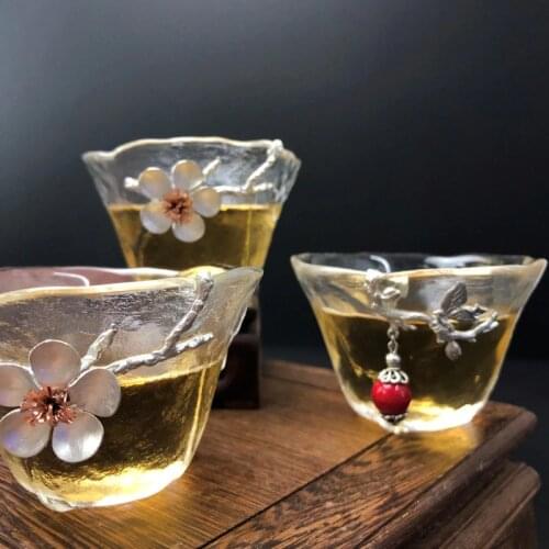 Tin glass teacups and are of unsophisticated and vivid shapes and are good for home tea tasting