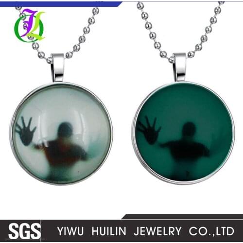 Fashion shadow pendant noctilucent necklace