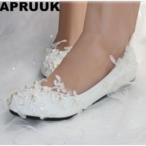 3cm/4.5 cm low heel middle heel sweet shoes laces with ivory pearls brides wedding shoes white color lady female pump